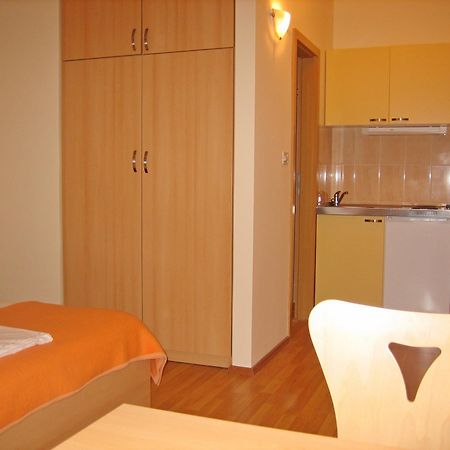 Mladen Hotel Omiš Kültér fotó